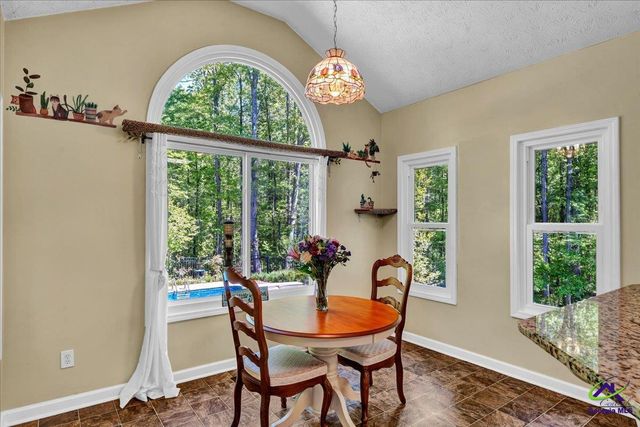 260 Kensington Drive, Sharpsburg, GA 30277