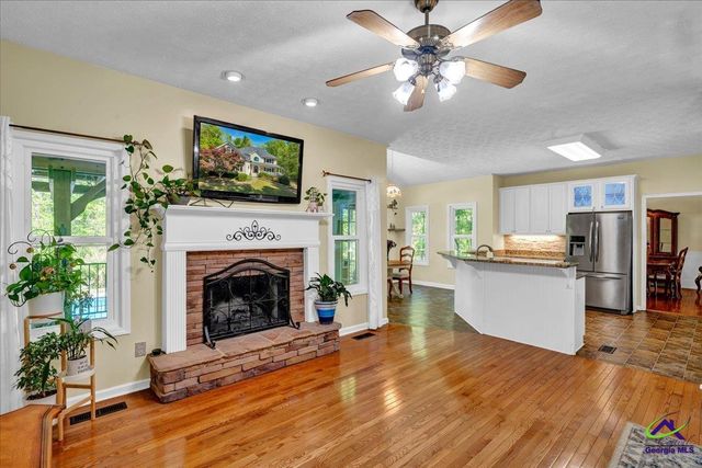 260 Kensington Drive, Sharpsburg, GA 30277