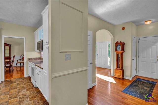 260 Kensington Drive, Sharpsburg, GA 30277