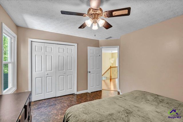 260 Kensington Drive, Sharpsburg, GA 30277