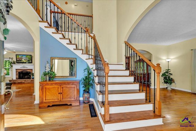 260 Kensington Drive, Sharpsburg, GA 30277