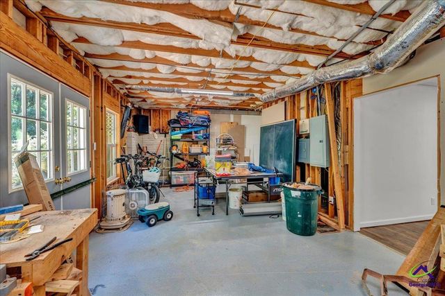 260 Kensington Drive, Sharpsburg, GA 30277