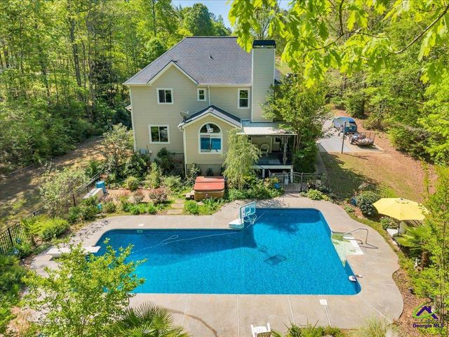 260 Kensington Drive, Sharpsburg, GA 30277