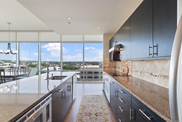 300 E 3rd St Apt 801, Little Rock, AR 72201