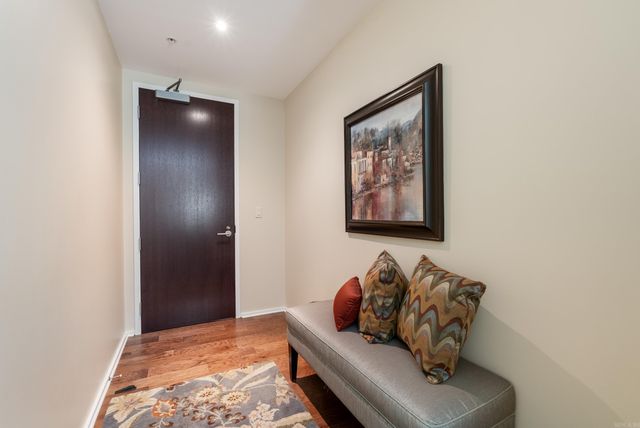 300 E 3rd St Apt 801, Little Rock, AR 72201