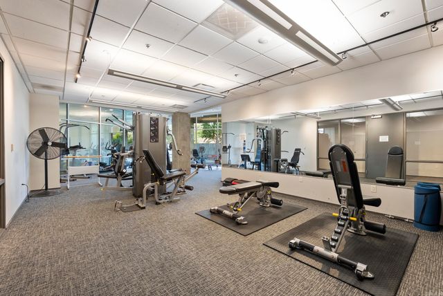 300 E 3rd St Apt 801, Little Rock, AR 72201