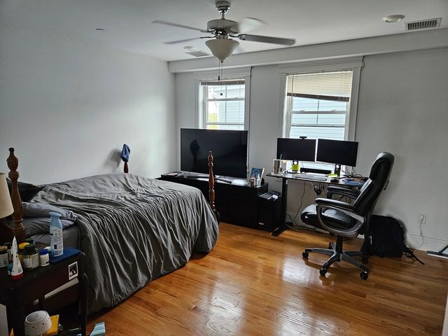 14 Fern Street 14, Boston, MA 02134