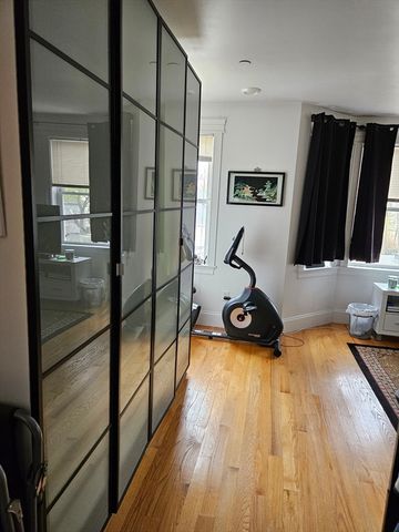 14 Fern Street 14, Boston, MA 02134