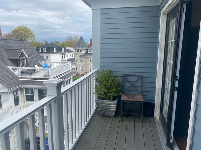 14 Fern Street 14, Boston, MA 02134