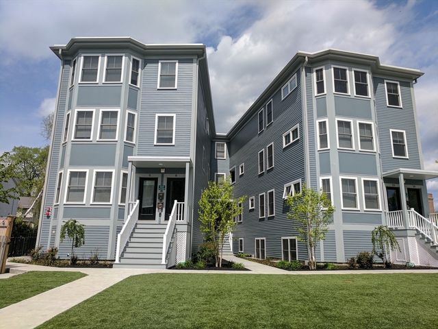 14 Fern Street 14, Boston, MA 02134