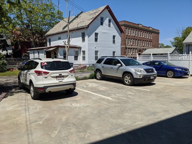 14 Fern Street 14, Boston, MA 02134