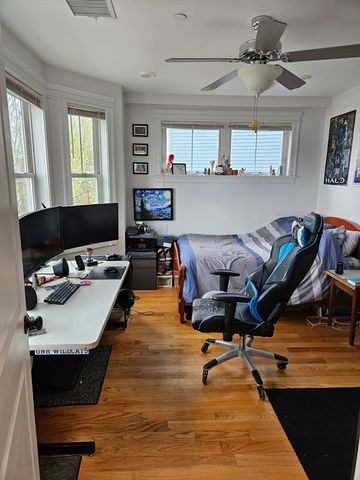 14 Fern Street 14, Boston, MA 02134