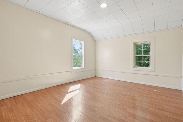 1203 E Innis Avenue, Columbus, OH 43207