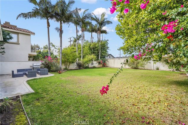 1807 10th, Manhattan Beach, CA 90266