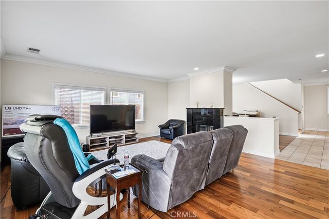1807 10th, Manhattan Beach, CA 90266