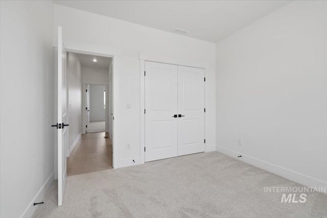 723 S Bristol Ln, Nampa, ID 83687