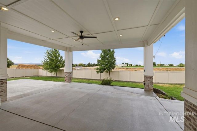 723 S Bristol Ln, Nampa, ID 83687