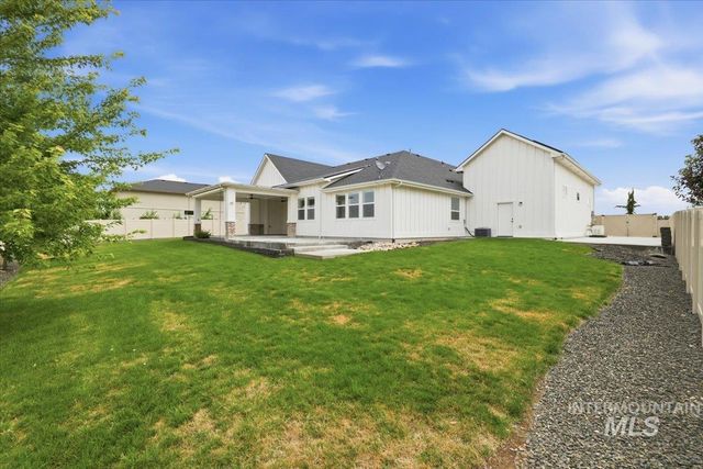 723 S Bristol Ln, Nampa, ID 83687