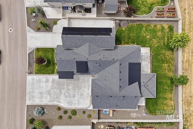 723 S Bristol Ln, Nampa, ID 83687