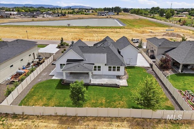 723 S Bristol Ln, Nampa, ID 83687