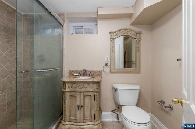 86 Nevins Street, Rutherford, NJ 07070