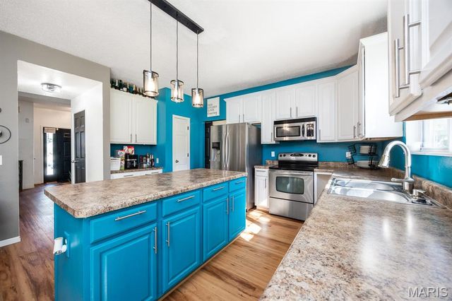 710 Victoria Lane, O'fallon, IL 62269