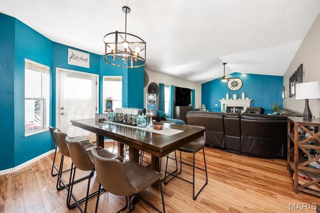 710 Victoria Lane, O'fallon, IL 62269