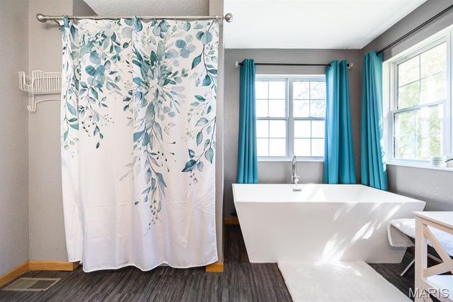 710 Victoria Lane, O'fallon, IL 62269