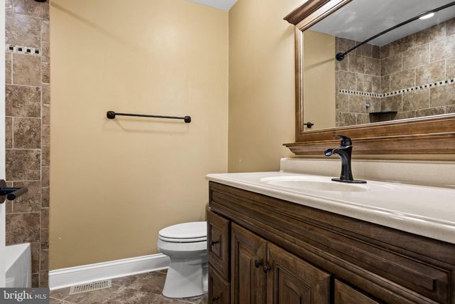 1 COMET WAY, Sewell, NJ 08080