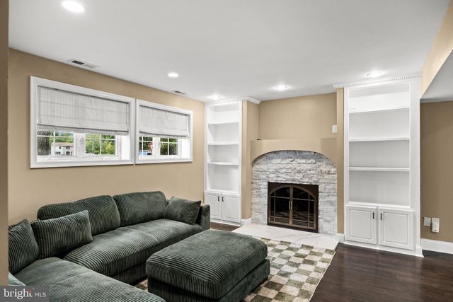 1 COMET WAY, Sewell, NJ 08080