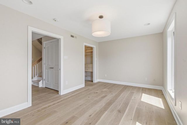 913 N LAWRENCE ST, Philadelphia, PA 19123