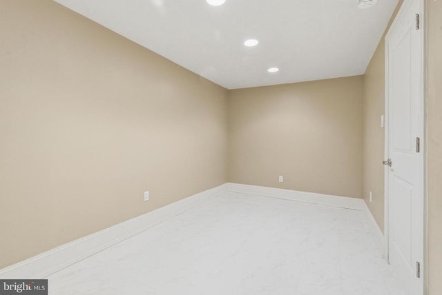 913 N LAWRENCE ST, Philadelphia, PA 19123