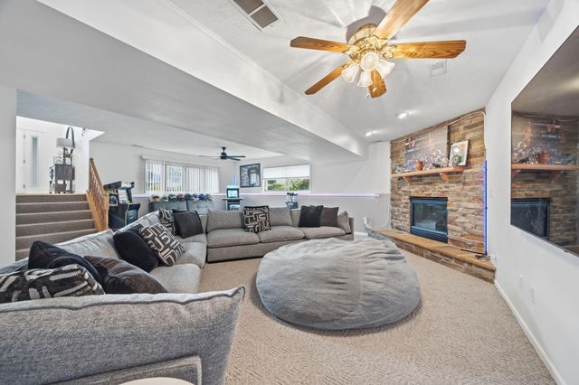 3020 Diamond Drive, Hobart, IN 46342