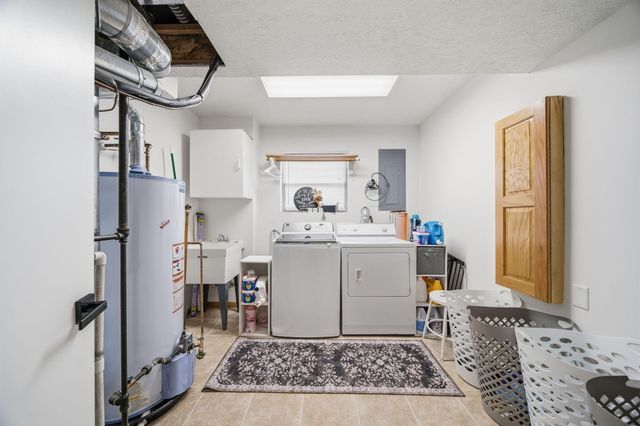 3020 Diamond Drive, Hobart, IN 46342