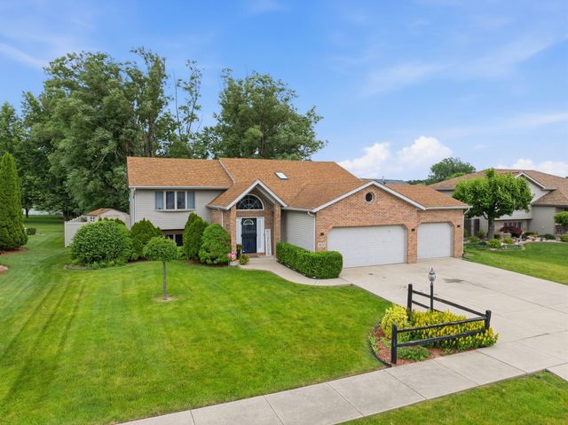 3020 Diamond Drive, Hobart, IN 46342