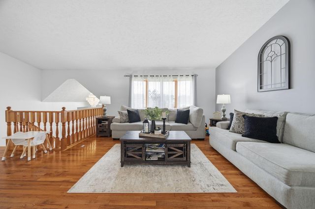 3020 Diamond Drive, Hobart, IN 46342