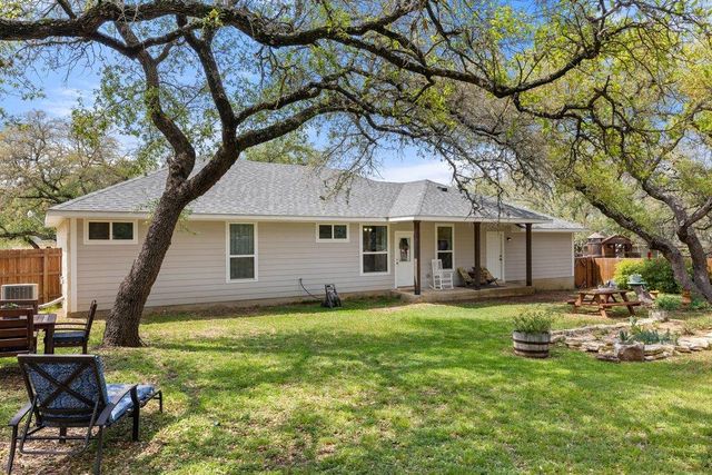 103 Leaning Oak CIR, Johnson City, TX 78636