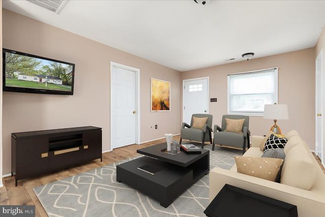 7905 LOMOND CT, Manassas, VA 20109