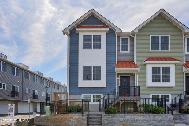 333 First Street 8, Keyport, NJ 07735