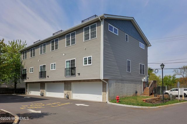333 First Street 8, Keyport, NJ 07735