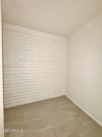 16635 N CAVE CREEK Road 214, Phoenix, AZ 85032