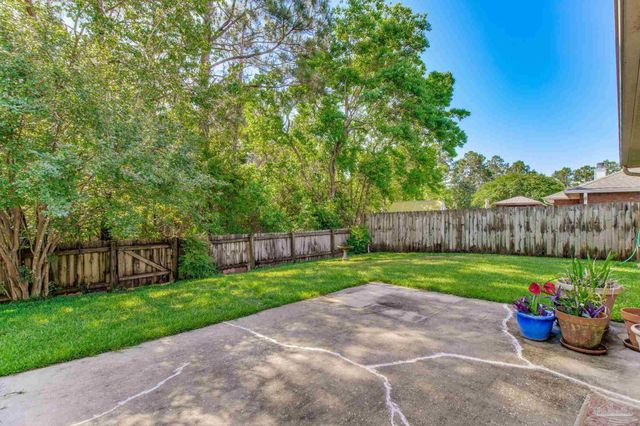 3424 Esplanade Dr, Pensacola, FL 32506