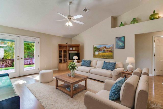 3424 Esplanade Dr, Pensacola, FL 32506
