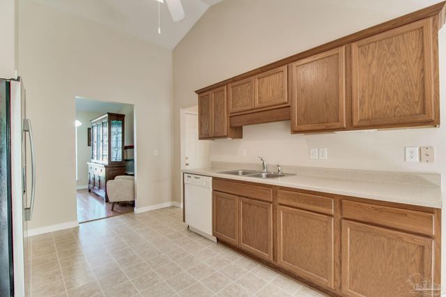 3424 Esplanade Dr, Pensacola, FL 32506