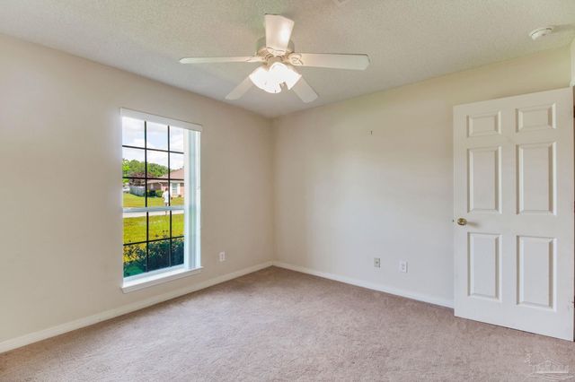 3424 Esplanade Dr, Pensacola, FL 32506