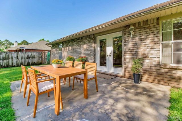 3424 Esplanade Dr, Pensacola, FL 32506