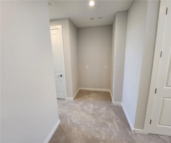 12001 Vista Parke DR 405, Austin, TX 78726