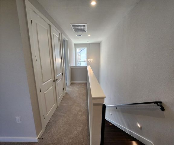 12001 Vista Parke DR 405, Austin, TX 78726