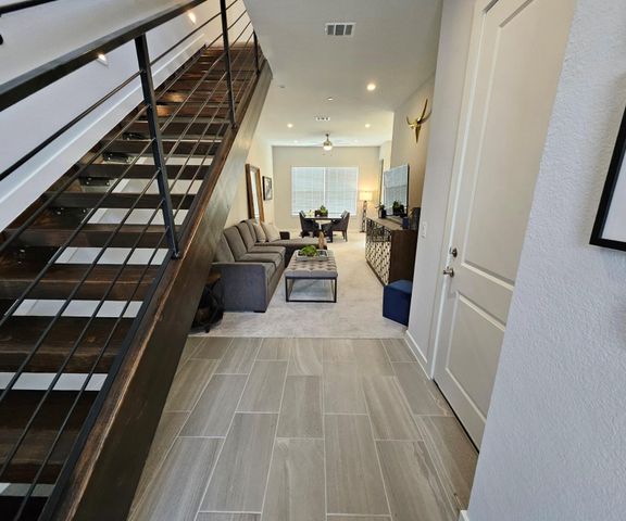 12001 Vista Parke DR 405, Austin, TX 78726