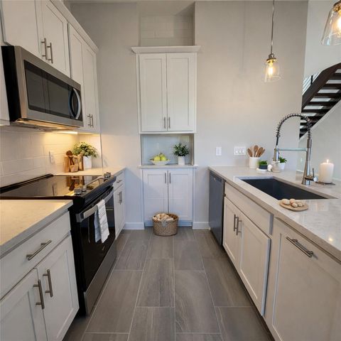 12001 Vista Parke DR 405, Austin, TX 78726